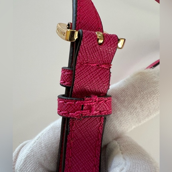 Michael Kors magenta pink stud crossbody bag - Picture 14 of 14